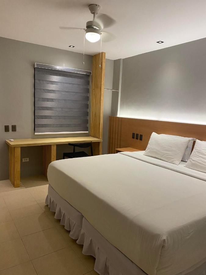 Mayfair Resort Panglao Bagian luar foto