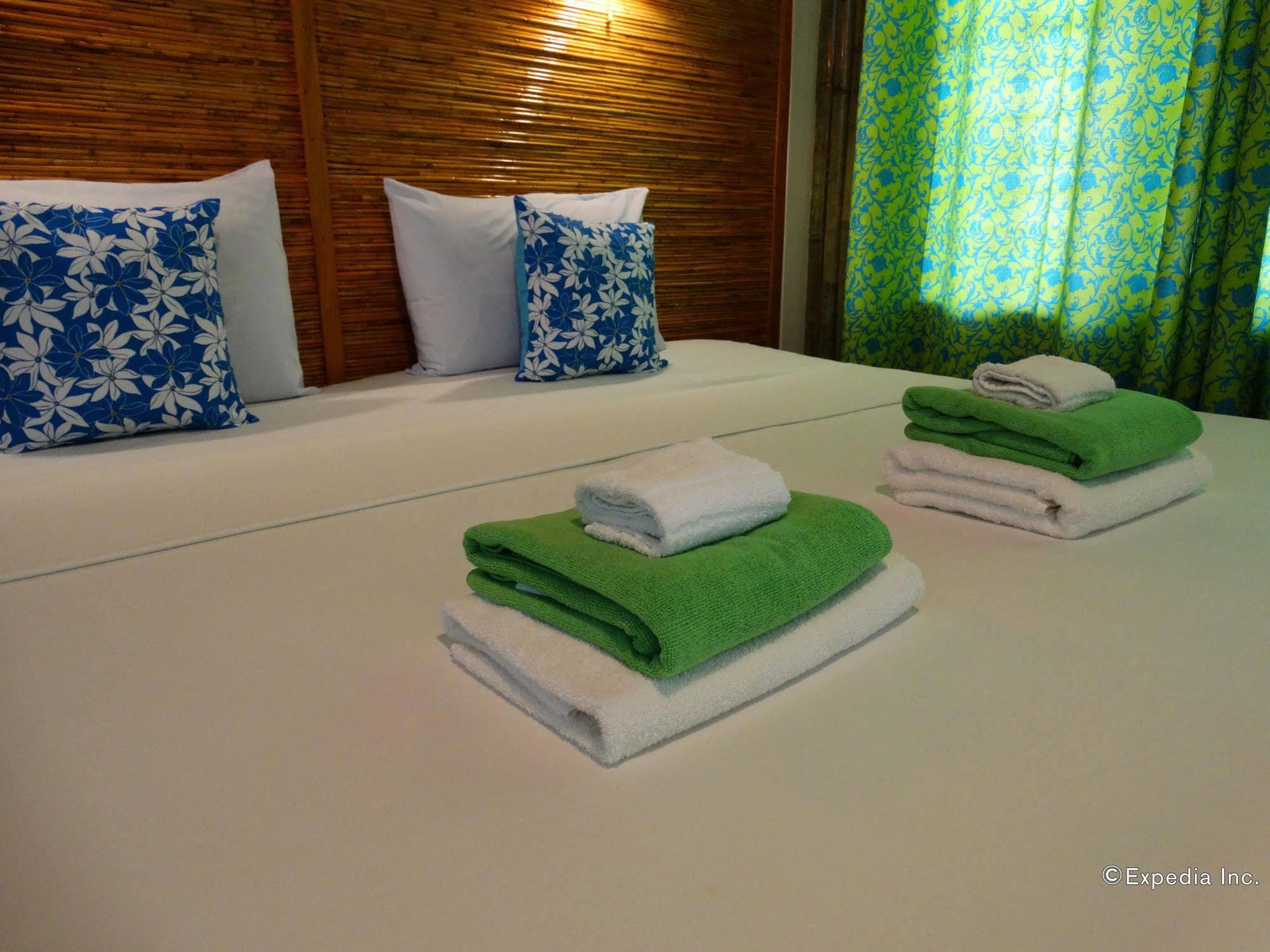 Mayfair Resort Panglao Bagian luar foto
