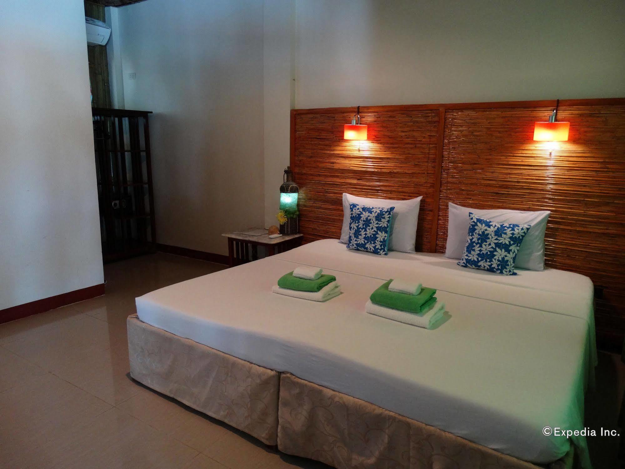 Mayfair Resort Panglao Bagian luar foto