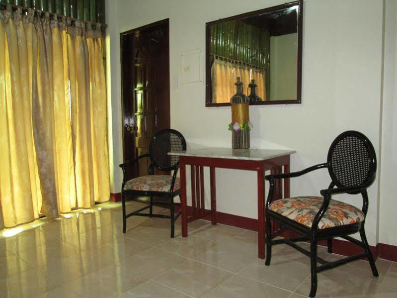 Mayfair Resort Panglao Bagian luar foto
