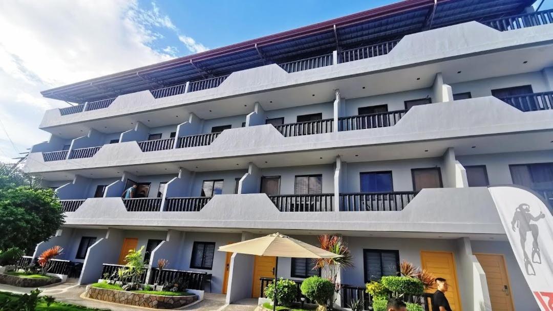 Mayfair Resort Panglao Bagian luar foto